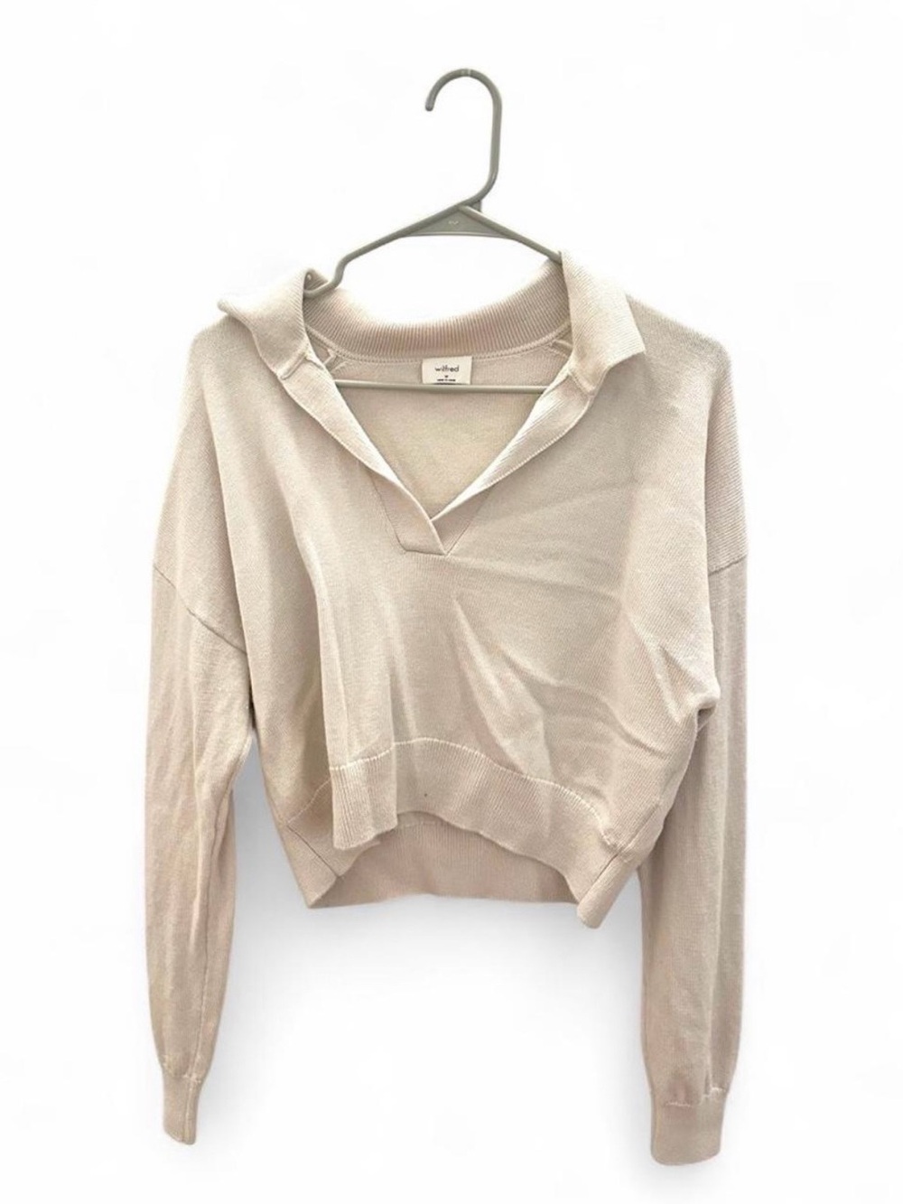 Aritzia Wilfred medium Cropped Collared Pullover Sweater in Light Beige